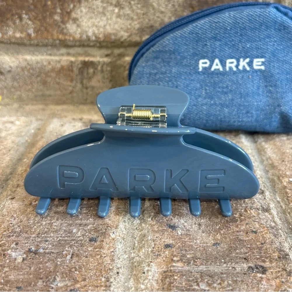 New Parke Claw Clip In Glacier - Picture 1 of 4